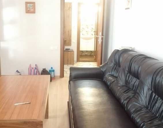 Дава се под наем Тристаен апартамент в Пловдив, Център - 75 кв.м за 234.6 € - Снимка #1