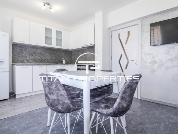 Дава се под наем Двустаен апартамент в Варна, Аспарухово - 55 кв.м за 700 € - Снимка #1