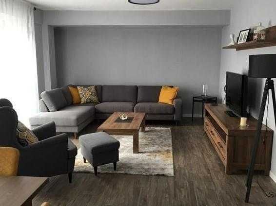 Дава се под наем Двустаен апартамент в Бургас, Изгрев - 56 кв.м за 204 € - Снимка #1