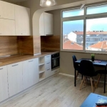 Дава се под наем Тристаен апартамент в Пловдив, Център - 90 кв.м за 630 € - Снимка #1