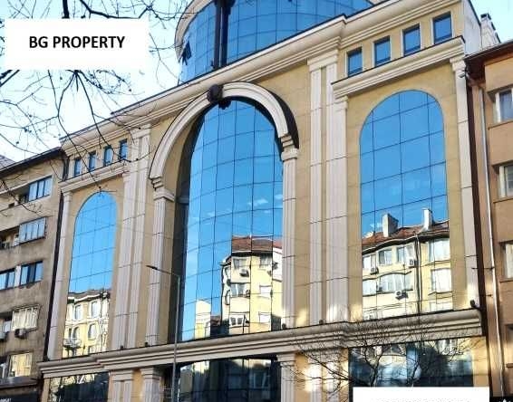 Офис в София, Център - 459 кв.м за 2800 €/кв.м - Снимка #1