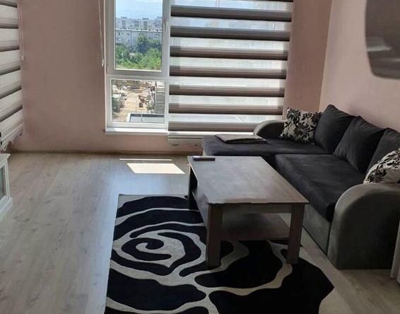 Дава се под наем Двустаен апартамент в Пловдив, Христо Смирненски - 67 кв.м за 400 € - Снимка #1