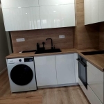 Дава се под наем Едностаен апартамент в Пловдив, Южен - 40 кв.м за 325 € - Снимка #1