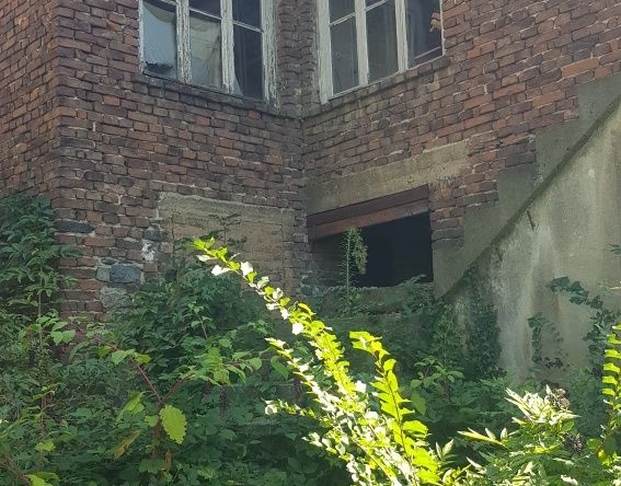 Къща в Дупница - 78 кв.м за 556 €/кв.м - Снимка #1