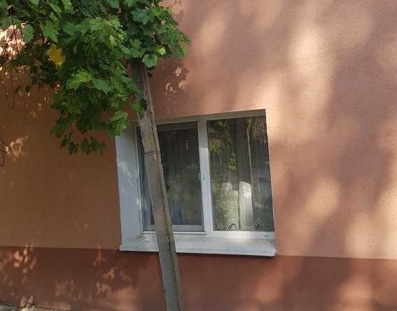 Етаж от къща в Дупница - 69 кв.м за 658 €/кв.м - Снимка #1