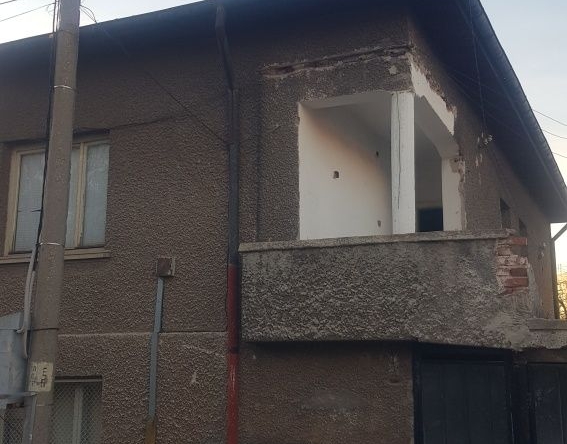 Къща в Дупница - 156 кв.м за 642 €/кв.м - Снимка #1