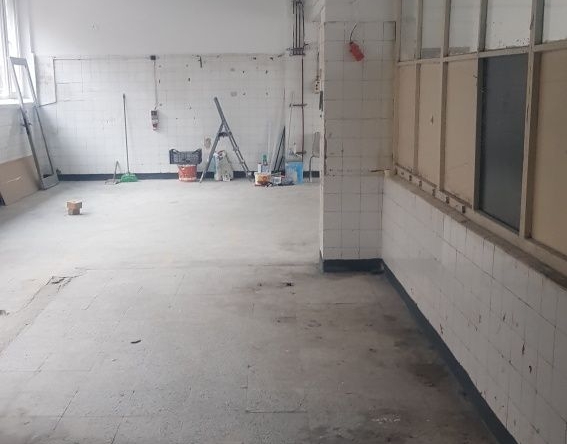 Дава се под наем Промишлена сграда в Дупница - 250 кв.м за 612 € - Снимка #1