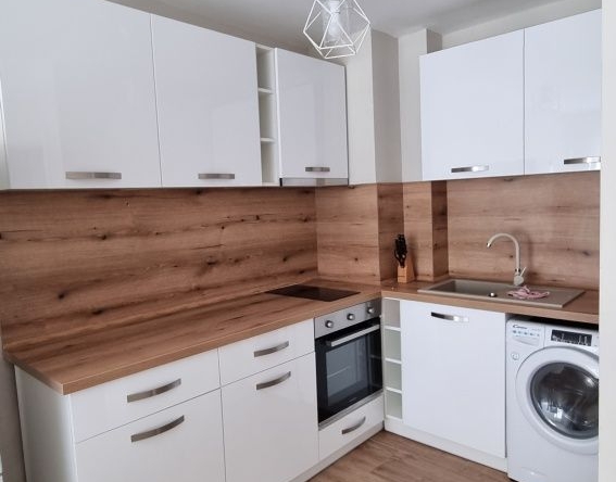 Дава се под наем Двустаен апартамент в Варна, Кайсиева градина - 50 кв.м за 370 € - Снимка #1