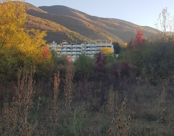 Парцел в Сапарева баня - 1500 кв.м за 77 €/кв.м - Снимка #1