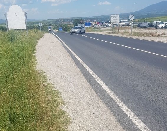 Парцел в Благоевград, Грамада - 6470 кв.м за 50 €/кв.м - Снимка #1