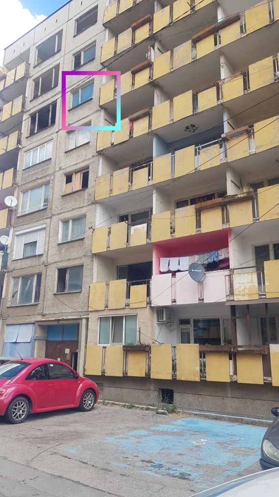 Двустаен апартамент в Бобов дол - 45 кв.м за 136 €/кв.м - Снимка #1