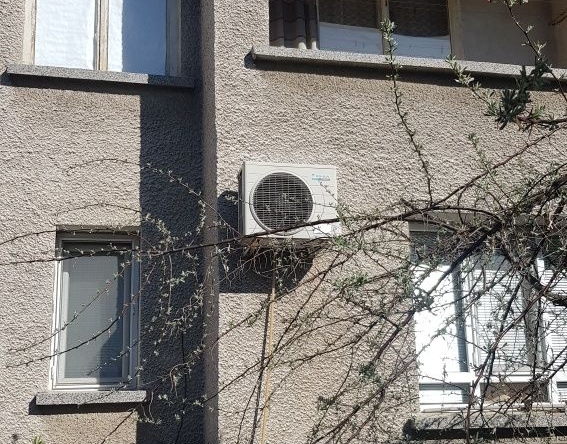 Къща в Бобов дол - 120 кв.м за 353 €/кв.м - Снимка #1