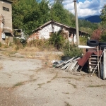 Промишлена сграда в Дупница - 900 кв.м за 95 €/кв.м - Снимка #1