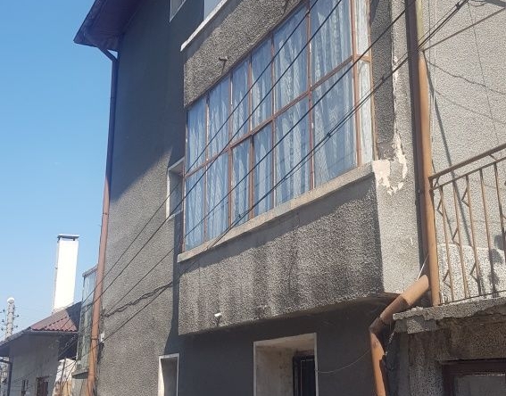 Къща в Кюстендил, Център - 240 кв.м за 688 €/кв.м - Снимка #1