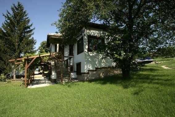 Къща в София, Горубляне - 390 кв.м за 513 €/кв.м - Снимка #1
