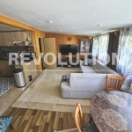 Дава се под наем Къща в Варна, Цветен квартал - 80 кв.м за 1225 € - Снимка #1