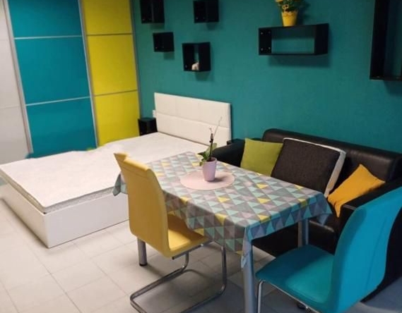 Дава се под наем Двустаен апартамент в София, Зона Б-18 - 45 кв.м за 614 € - Снимка #1