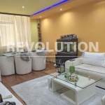 Дава се под наем Тристаен апартамент в Варна, Възраждане 1 - 70 кв.м за 600 € - Снимка #1