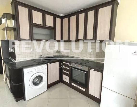 Дава се под наем Двустаен апартамент в Варна, Общината - 60 кв.м за 530 € - Снимка #1