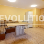 Дава се под наем Двустаен апартамент в Варна, Трошево - 50 кв.м за 375 € - Снимка #1