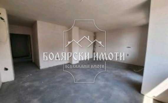 Тристаен апартамент в Велико Търново, Колю Фичето - 90 кв.м за 1300 €/кв.м - Снимка #1