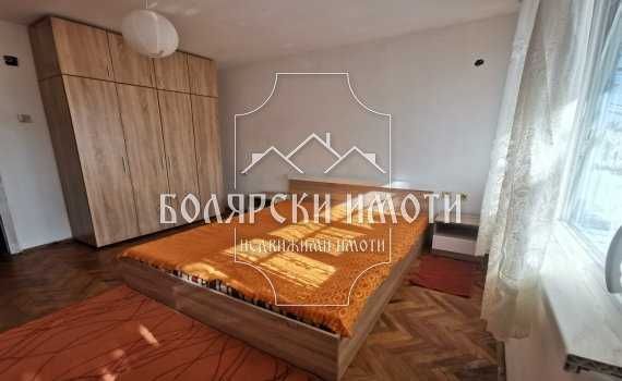 Дава се под наем Двустаен апартамент в Велико Търново, Акация - 60 кв.м за 204 € - Снимка #1