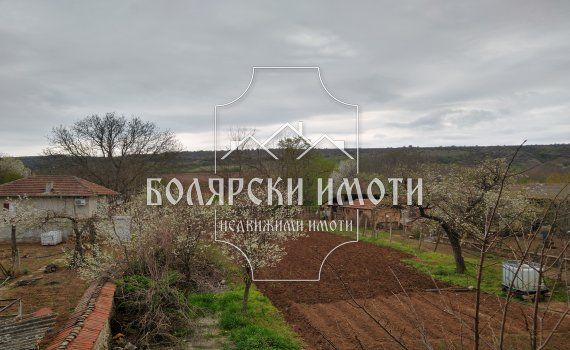 Къща в с. Хотница, Област Велико Търново - 270 кв.м за 197 €/кв.м - Снимка #1