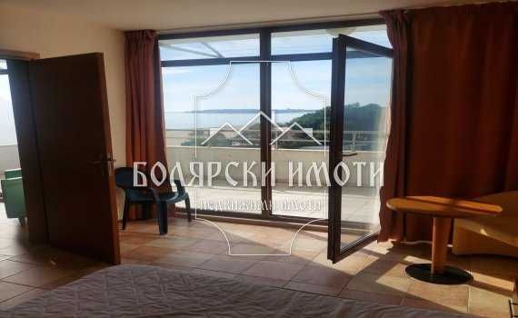 Двустаен апартамент в к.к. Слънчев бряг - 80 кв.м за 1500 €/кв.м - Снимка #1