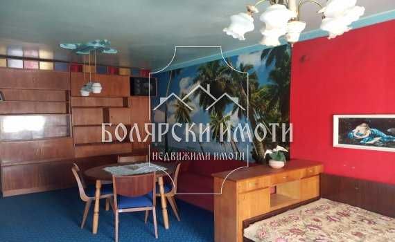 Многостаен апартамент в Горна Оряховица - 150 кв.м за 467 €/кв.м - Снимка #1