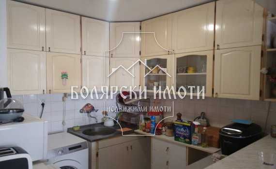 Тристаен апартамент в Велико Търново, Колю Фичето - 80 кв.м за 1750 €/кв.м - Снимка #1