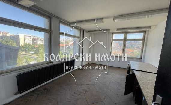 Офис в Велико Търново, Център - 433 кв.м за 539 €/кв.м - Снимка #1