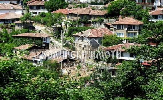 Парцел в Велико Търново, Стара част - 283 кв.м за 117 €/кв.м - Снимка #1