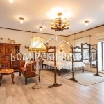 Къща в Велико Търново, Стара част - 180 кв.м за 1556 €/кв.м - Снимка #1