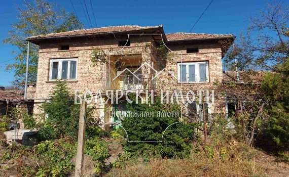 Къща в с. Михалци, Област Велико Търново - 200 кв.м за 64 €/кв.м - Снимка #1