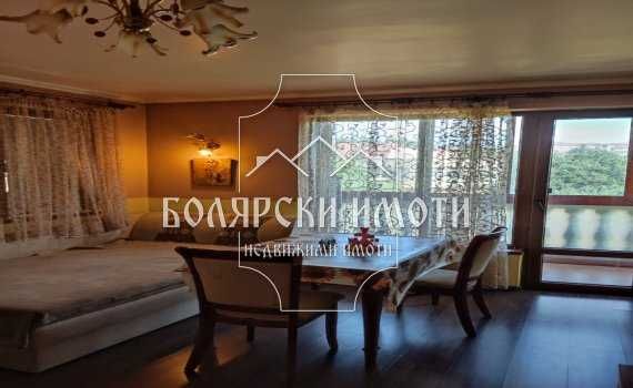 Тристаен апартамент в Велико Търново, Център - 84 кв.м за 1512 €/кв.м - Снимка #1