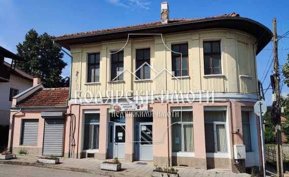 Къща в Елена - 280 кв.м за 552 €/кв.м - Снимка #1