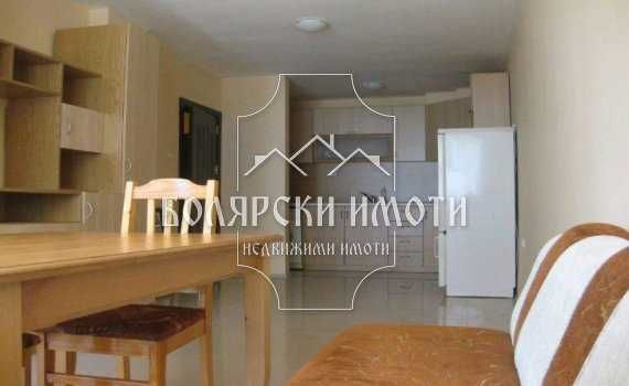 Дава се под наем Двустаен апартамент в Велико Търново, Колю Фичето - 70 кв.м за 331.5 € - Снимка #1