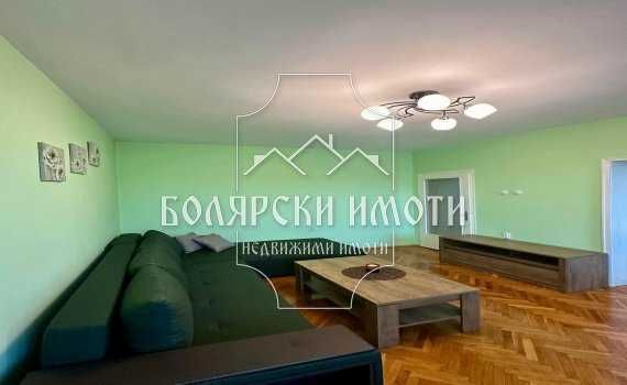 Дава се под наем Четиристаен апартамент в Велико Търново, Център - 110 кв.м за 408 € - Снимка #1