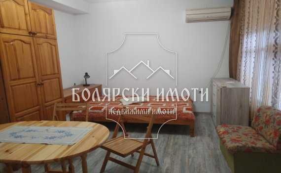 Дава се под наем Едностаен апартамент в Велико Търново, Акация - 30 кв.м за 143 € - Снимка #1