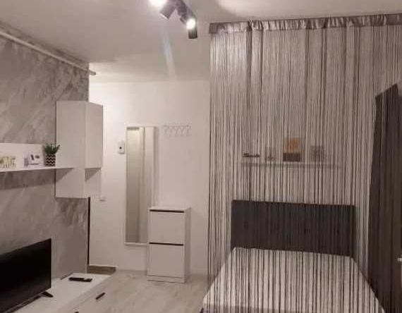 Дава се под наем Двустаен апартамент в Пловдив, Южен - 65 кв.м за 270.3 € - Снимка #1