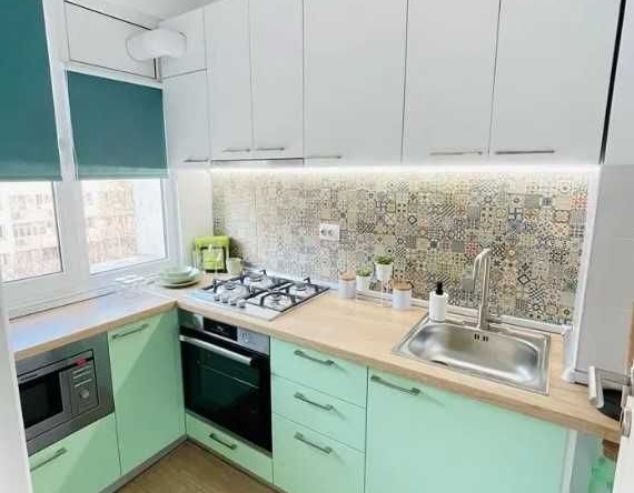 Дава се под наем Едностаен апартамент в Бургас, Крайморие - 42 кв.м за 158.1 € - Снимка #1