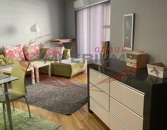 Дава се под наем Двустаен апартамент в Варна, Левски - 74 кв.м за 535.5 € - Снимка #1