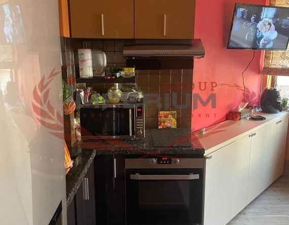 Дава се под наем Двустаен апартамент в Варна, Окръжна болница - 60 кв.м за 357 € - Снимка #1