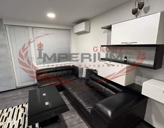 Дава се под наем Двустаен апартамент в Варна, Гръцка махала - 70 кв.м за 612 € - Снимка #1