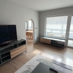 Дава се под наем Двустаен апартамент в Варна, Цветен квартал - 65 кв.м за 700 € - Снимка #1