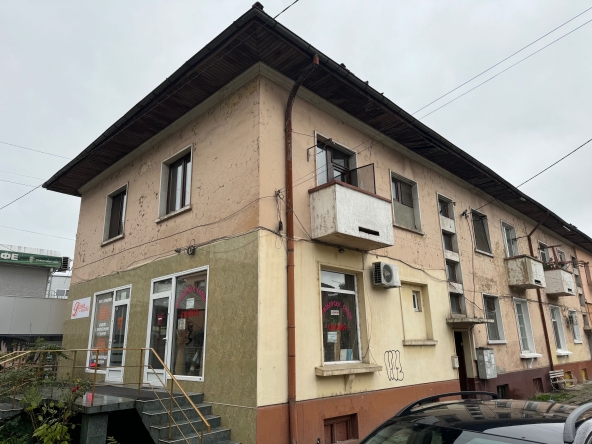 Двустаен апартамент в Перник, Център - 73 кв.м за 1233 €/кв.м - Снимка #1