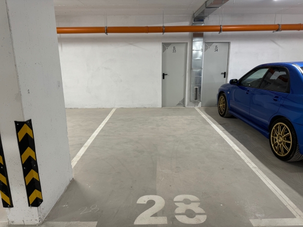 Дава се под наем Гараж / Паркомясто в София, Полигона - 16 кв.м за 112.2 € - Снимка #1