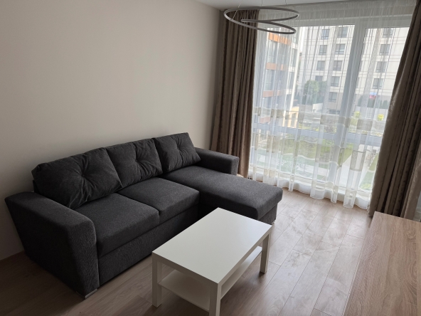 Дава се под наем Двустаен апартамент в София, Малинова долина - 70 кв.м за 820 € - Снимка #1