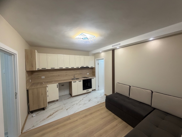 Тристаен апартамент в Враца, Център - 60 кв.м за 2125 €/кв.м - Снимка #1