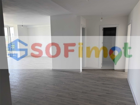 Тристаен апартамент в София, Лозенец - 104 кв.м за 1663 €/кв.м - Снимка #1